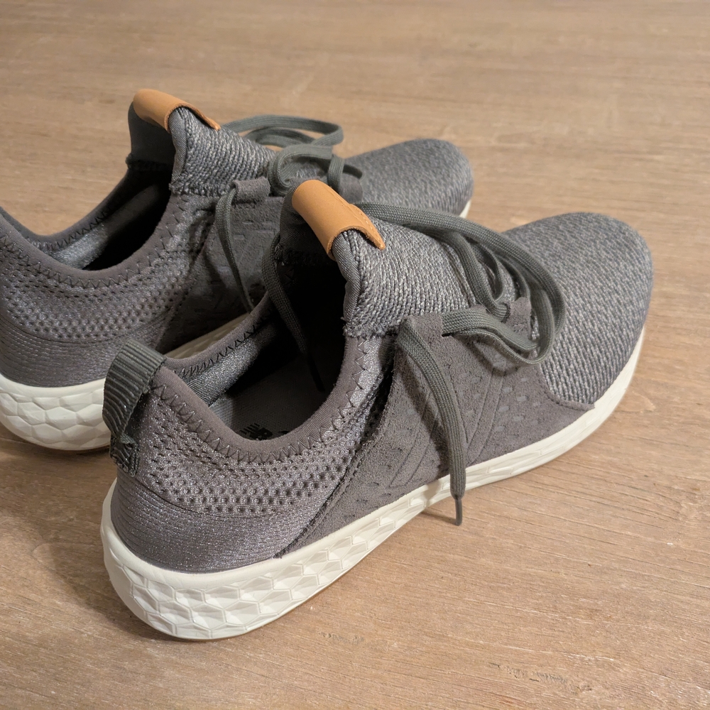 New Balance Mens Size 10 2E